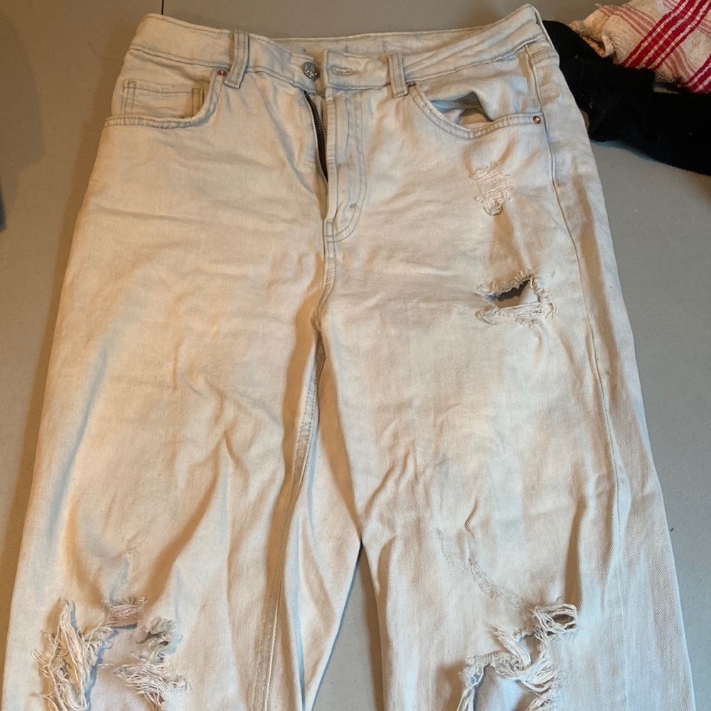 Wild fable white washed jeans from target used but in good condition
